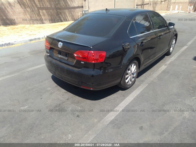 Photo 3 VIN: 3VWD17AJ1EM336658 - VOLKSWAGEN JETTA SEDAN 