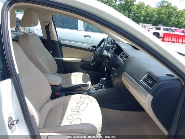 Photo 4 VIN: 3VWD17AJ2EM429060 - VOLKSWAGEN JETTA 