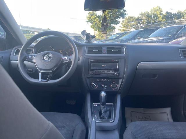 Photo 8 VIN: 3VWD17AJ2FM355625 - VOLKSWAGEN JETTA SE 