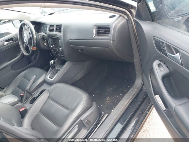 Photo 4 VIN: 3VWD17AJ3EM221866 - VOLKSWAGEN JETTA 