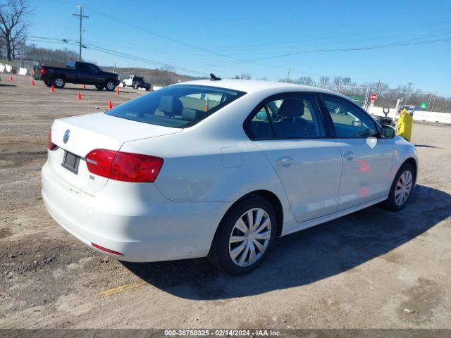 Photo 3 VIN: 3VWD17AJ3EM264474 - VOLKSWAGEN JETTA 