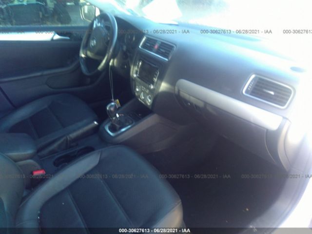 Photo 4 VIN: 3VWD17AJ3EM369323 - VOLKSWAGEN JETTA SEDAN 