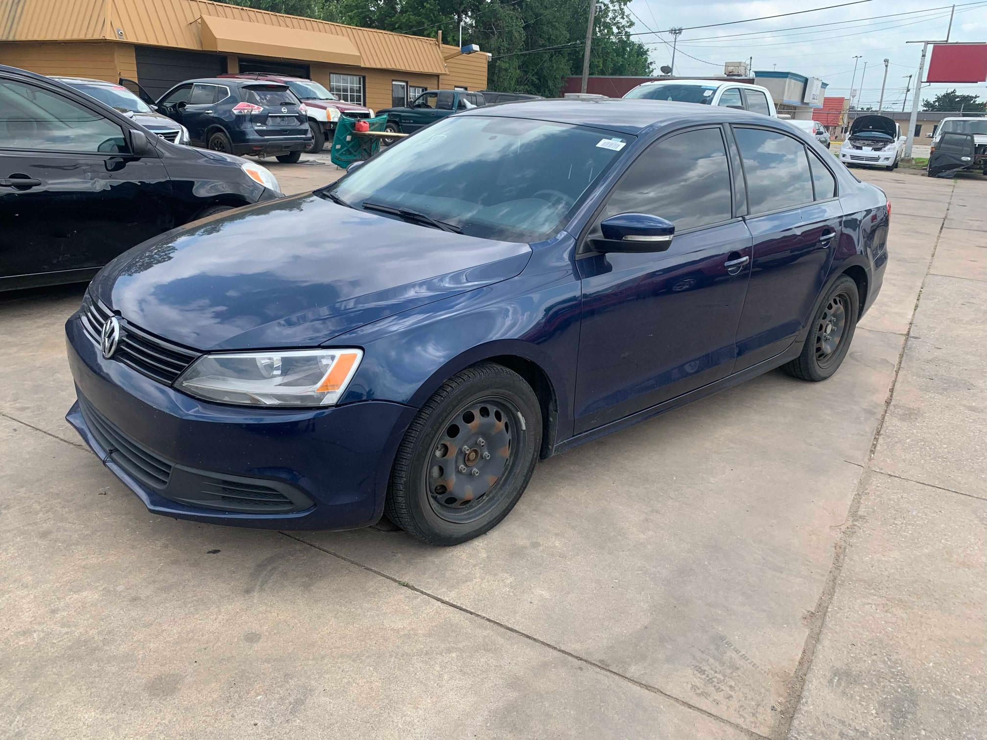 Photo 1 VIN: 3VWD17AJ3EM382170 - VOLKSWAGEN JETTA SE 