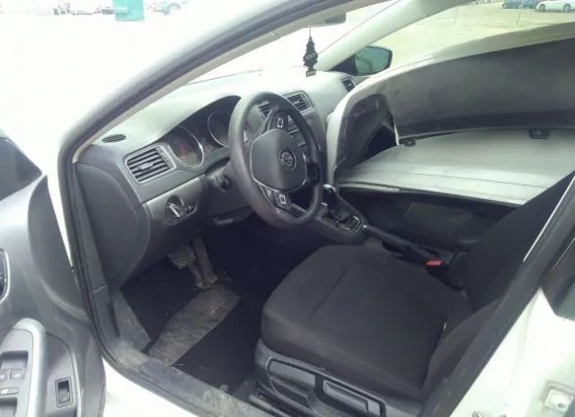 Photo 4 VIN: 3VWD17AJ3FM258871 - VOLKSWAGEN JETTA SEDAN 