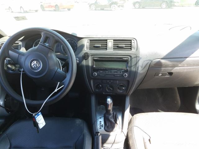 Photo 8 VIN: 3VWD17AJ4EM239809 - VOLKSWAGEN JETTA SE 