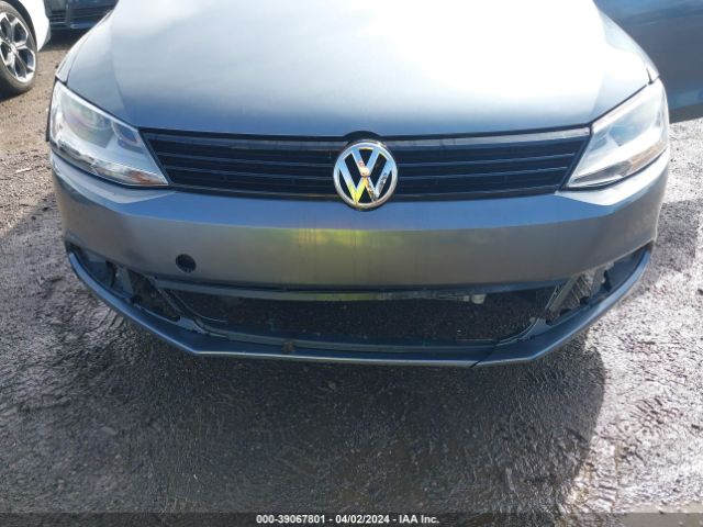 Photo 5 VIN: 3VWD17AJ4EM245268 - VOLKSWAGEN JETTA 