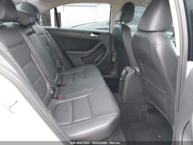 Photo 7 VIN: 3VWD17AJ4EM368732 - VOLKSWAGEN JETTA 