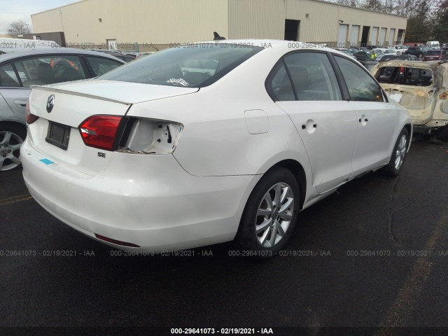 Photo 3 VIN: 3VWD17AJ4EM384249 - VOLKSWAGEN JETTA SEDAN 