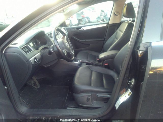 Photo 4 VIN: 3VWD17AJ4EM425687 - VOLKSWAGEN JETTA SEDAN 