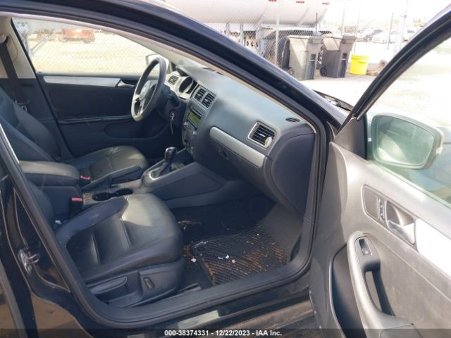 Photo 4 VIN: 3VWD17AJ4EM430226 - VOLKSWAGEN JETTA 