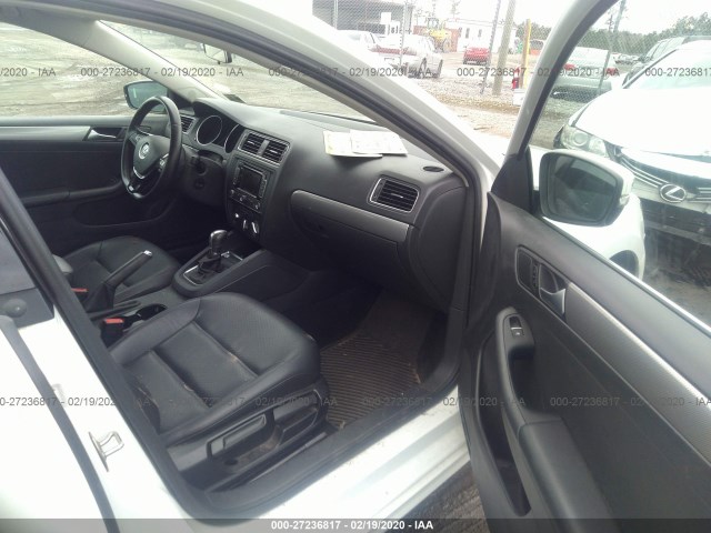 Photo 4 VIN: 3VWD17AJ4FM249256 - VOLKSWAGEN JETTA 