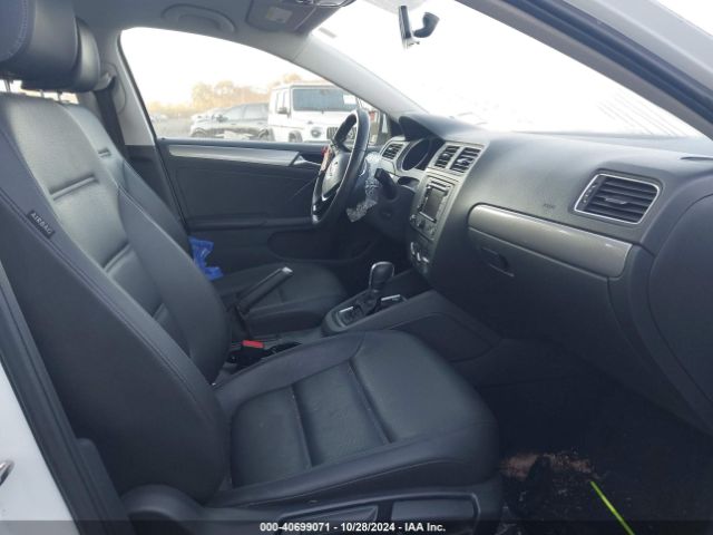 Photo 4 VIN: 3VWD17AJ4FM273847 - VOLKSWAGEN JETTA 