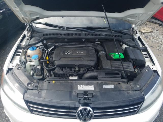 Photo 6 VIN: 3VWD17AJ5EM241374 - VOLKSWAGEN JETTA SE 