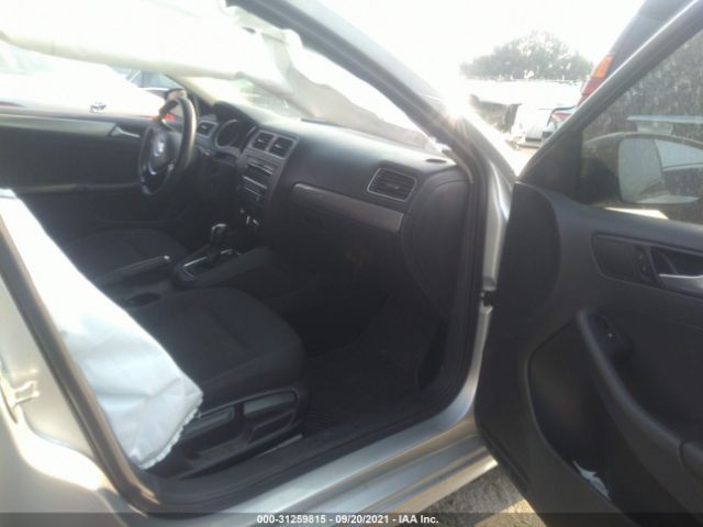 Photo 4 VIN: 3VWD17AJ5FM218114 - VOLKSWAGEN JETTA SEDAN 