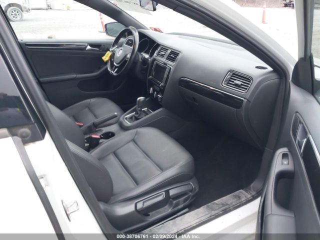 Photo 4 VIN: 3VWD17AJ5JM237965 - VOLKSWAGEN JETTA 