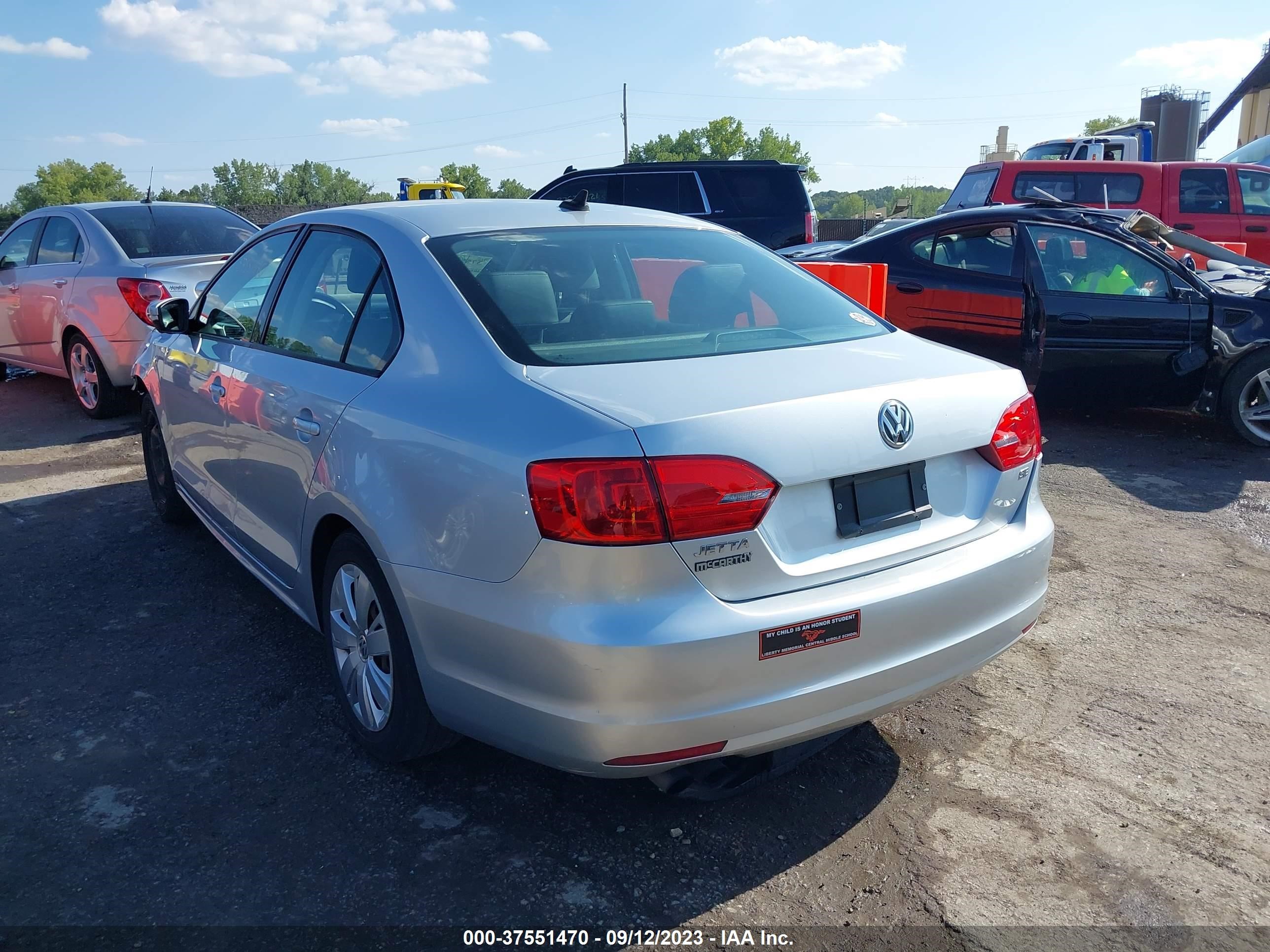 Photo 2 VIN: 3VWD17AJ6EM247605 - VOLKSWAGEN JETTA 