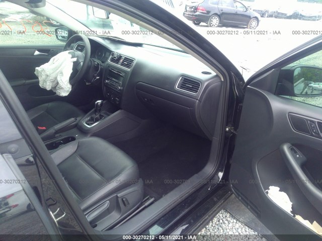 Photo 4 VIN: 3VWD17AJ6EM415887 - VOLKSWAGEN JETTA SEDAN 