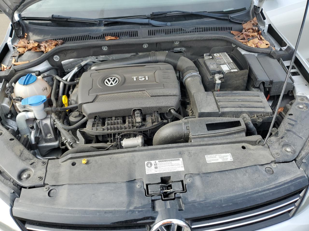 Photo 10 VIN: 3VWD17AJ6EM437887 - VOLKSWAGEN JETTA 