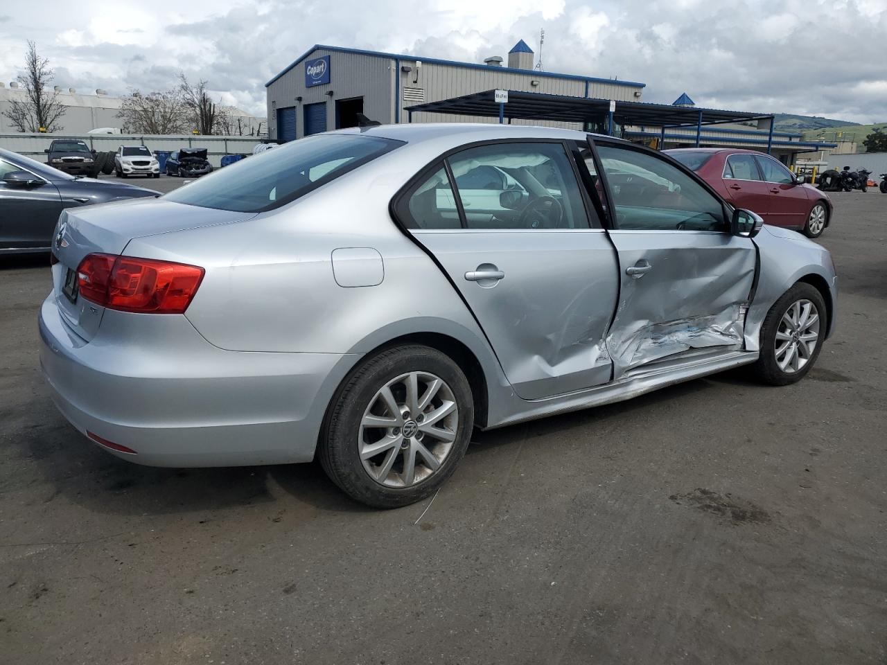 Photo 2 VIN: 3VWD17AJ6EM437887 - VOLKSWAGEN JETTA 