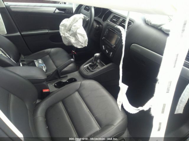 Photo 4 VIN: 3VWD17AJ6FM228909 - VOLKSWAGEN JETTA 