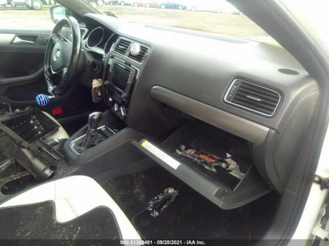 Photo 4 VIN: 3VWD17AJ6GM253021 - VOLKSWAGEN JETTA SEDAN 