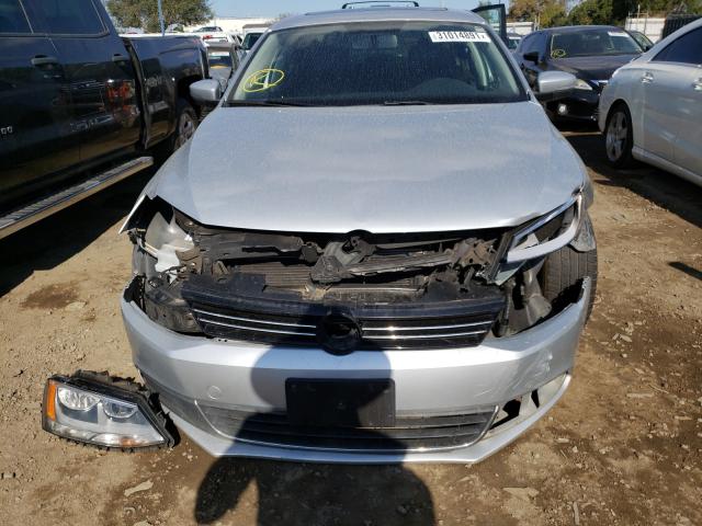 Photo 8 VIN: 3VWD17AJ7EM321002 - VOLKSWAGEN JETTA SE 