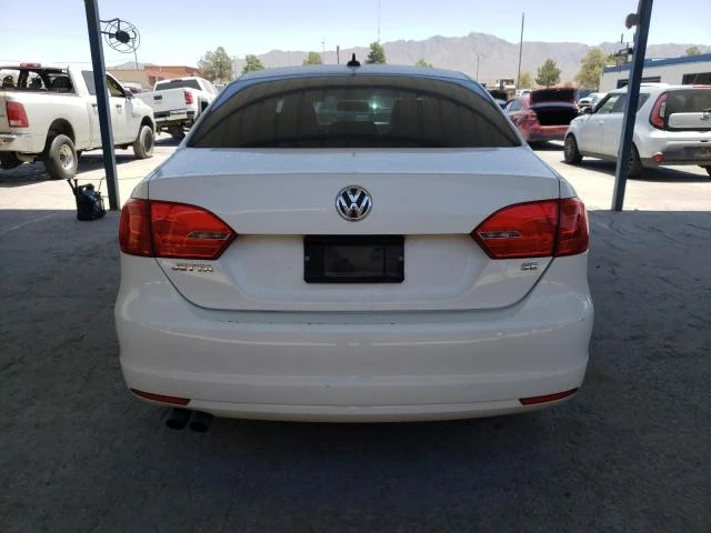 Photo 5 VIN: 3VWD17AJ7EM365209 - VOLKSWAGEN JETTA SE 