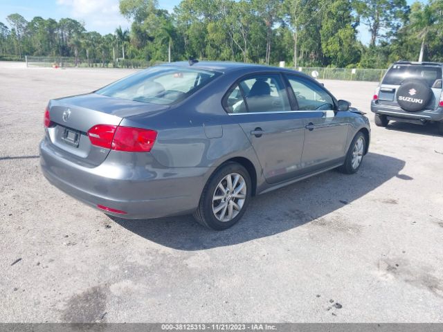 Photo 3 VIN: 3VWD17AJ7EM443732 - VOLKSWAGEN JETTA 