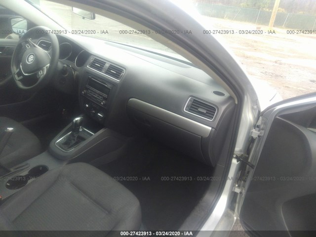 Photo 4 VIN: 3VWD17AJ7FM265368 - VOLKSWAGEN JETTA SEDAN 