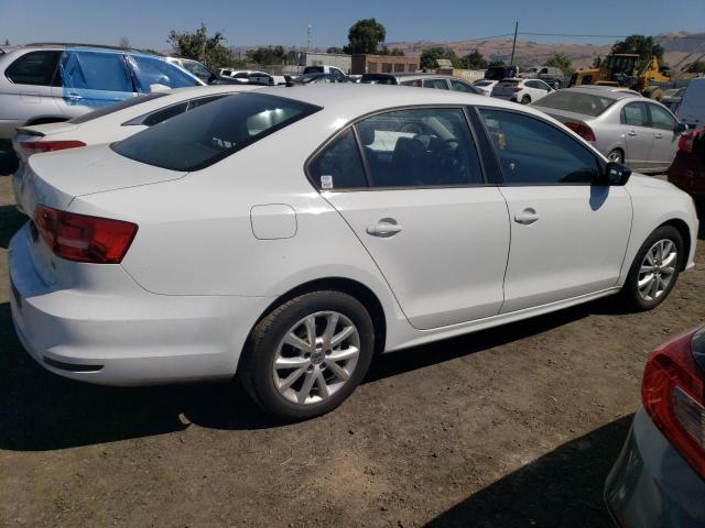 Photo 2 VIN: 3VWD17AJ7FM320742 - VOLKSWAGEN JETTA SE 