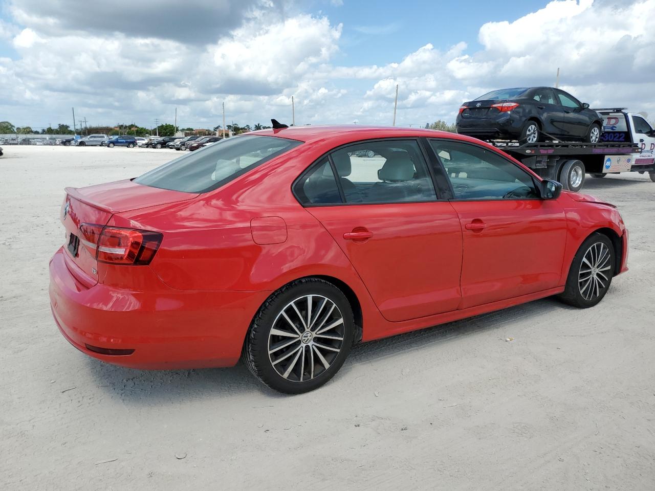 Photo 2 VIN: 3VWD17AJ7FM416502 - VOLKSWAGEN JETTA 