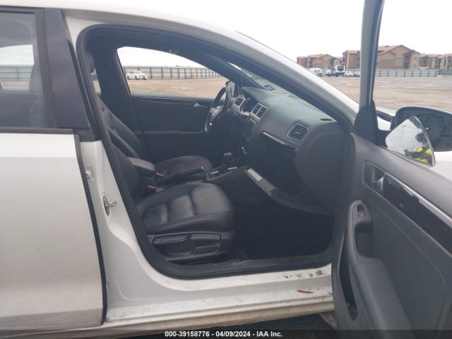 Photo 4 VIN: 3VWD17AJ7JM250720 - VOLKSWAGEN JETTA 