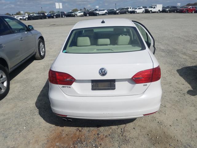 Photo 8 VIN: 3VWD17AJ8EM354929 - VOLKSWAGEN JETTA SE 