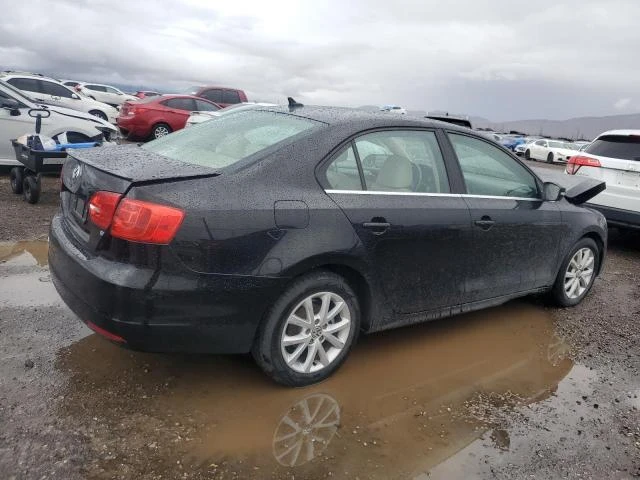 Photo 2 VIN: 3VWD17AJ8EM367874 - VOLKSWAGEN JETTA SE 