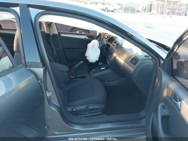 Photo 4 VIN: 3VWD17AJ8FM239975 - VOLKSWAGEN JETTA 