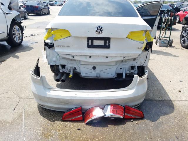 Photo 8 VIN: 3VWD17AJ8FM290313 - VOLKSWAGEN JETTA SE 