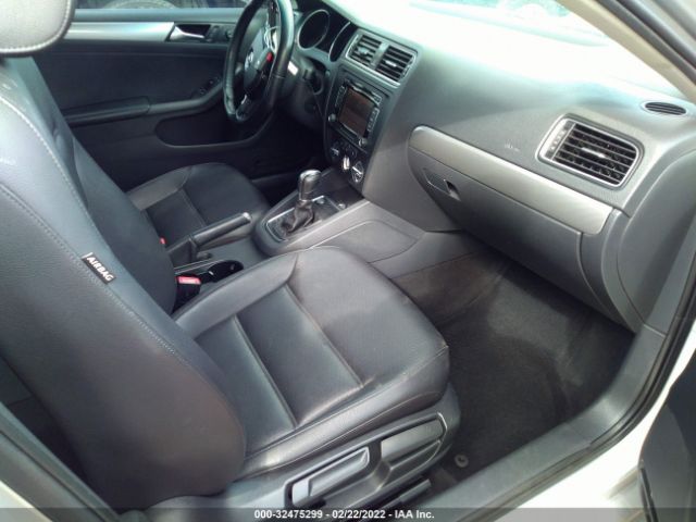 Photo 4 VIN: 3VWD17AJ8FM323858 - VOLKSWAGEN JETTA SEDAN 