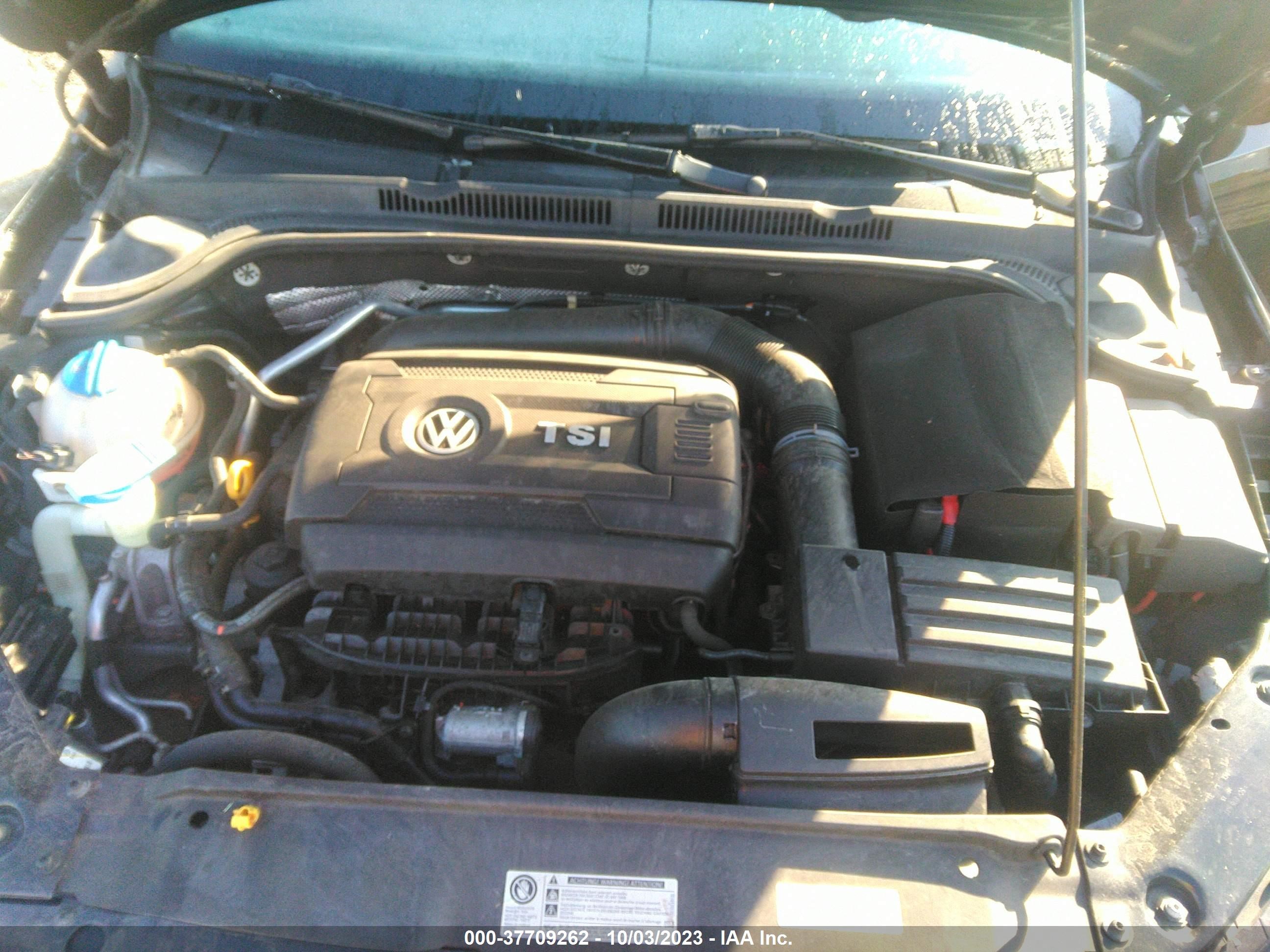 Photo 8 VIN: 3VWD17AJ8FM337646 - VOLKSWAGEN JETTA 