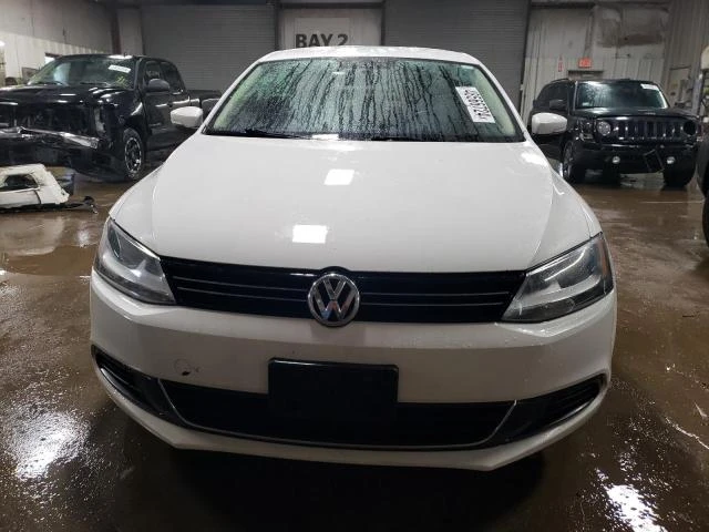 Photo 4 VIN: 3VWD17AJ9EM223556 - VOLKSWAGEN JETTA SE 