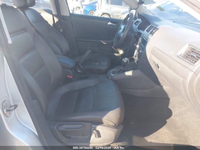 Photo 4 VIN: 3VWD17AJ9EM361033 - VOLKSWAGEN JETTA 