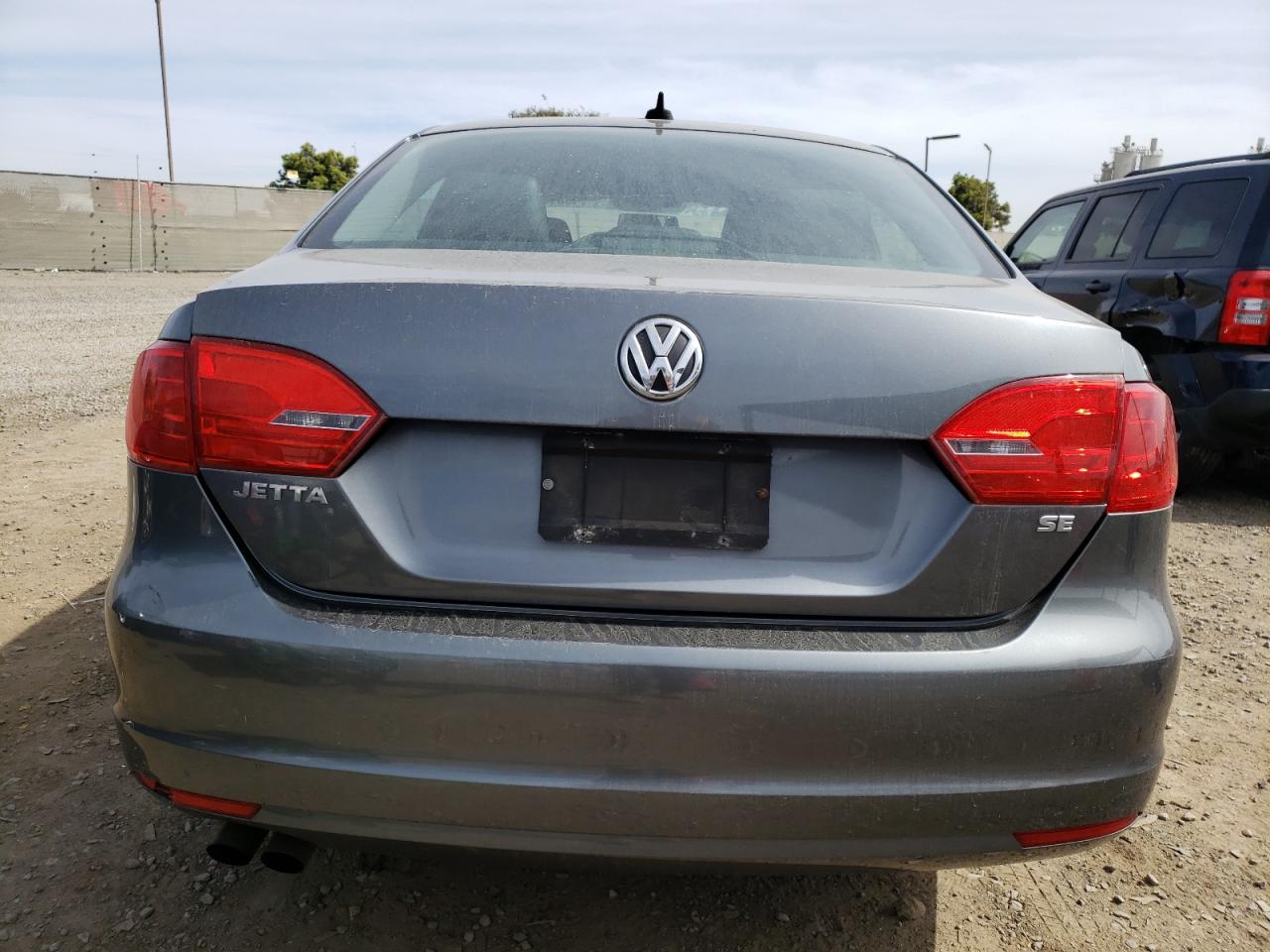 Photo 5 VIN: 3VWD17AJ9EM361825 - VOLKSWAGEN JETTA 