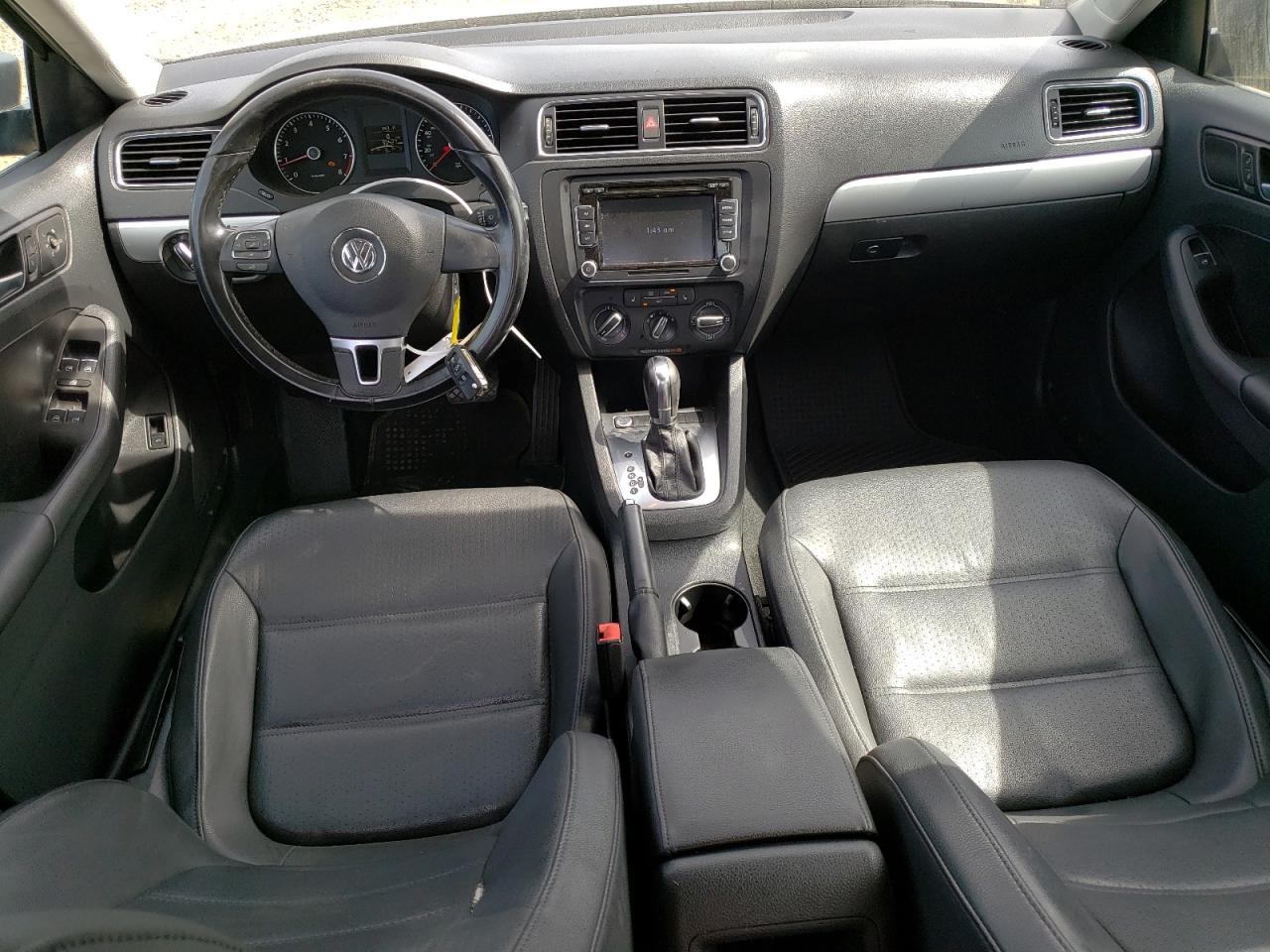 Photo 7 VIN: 3VWD17AJ9EM361825 - VOLKSWAGEN JETTA 