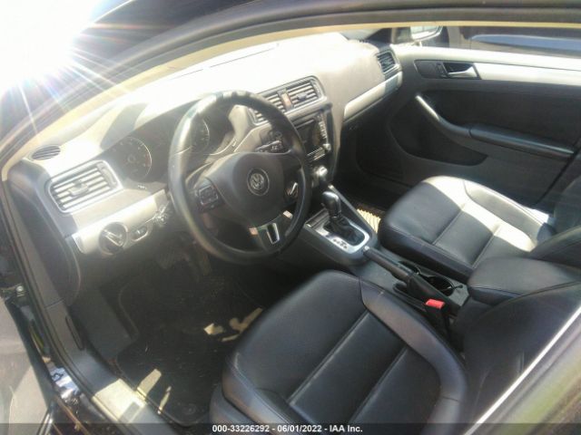 Photo 4 VIN: 3VWD17AJ9EM373358 - VOLKSWAGEN JETTA SEDAN 