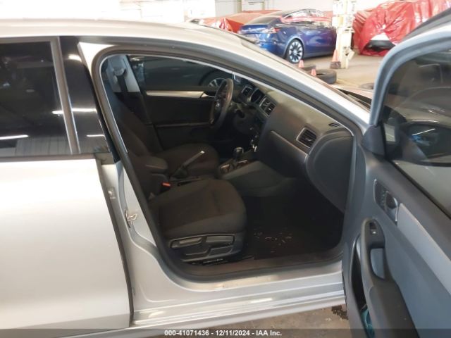 Photo 4 VIN: 3VWD17AJ9FM302968 - VOLKSWAGEN JETTA 