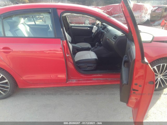 Photo 4 VIN: 3VWD17AJ9GM235788 - VOLKSWAGEN JETTA SEDAN 