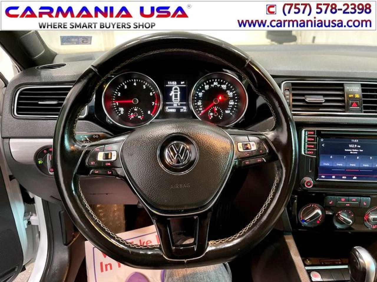 Photo 21 VIN: 3VWD17AJ9GM278768 - VOLKSWAGEN JETTA 