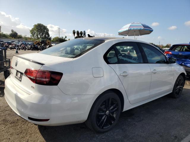 Photo 2 VIN: 3VWD17AJ9JM211000 - VOLKSWAGEN JETTA SPOR 