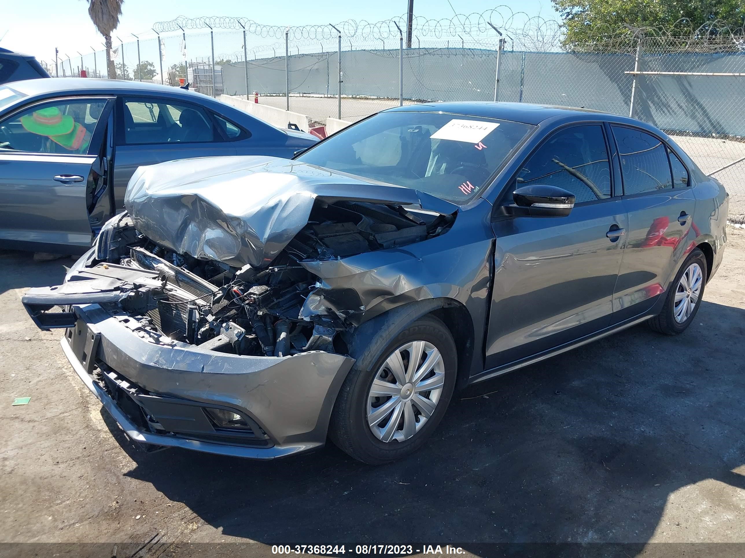 Photo 1 VIN: 3VWD17AJ9JM232722 - VOLKSWAGEN JETTA 