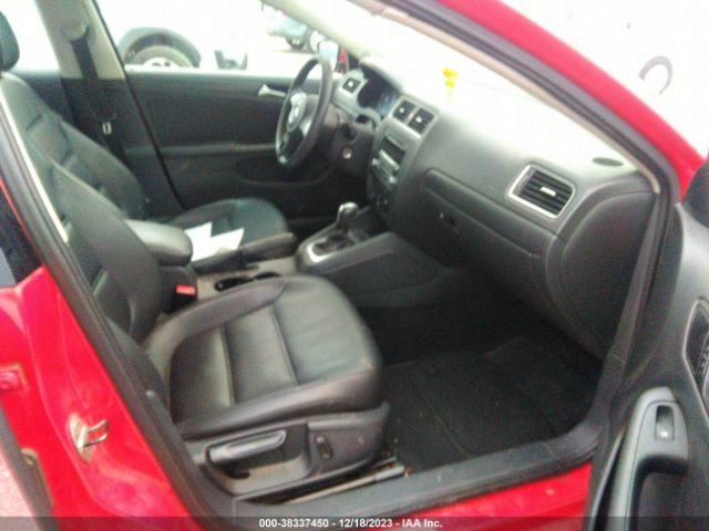 Photo 4 VIN: 3VWD17AJXEM296581 - VOLKSWAGEN JETTA 