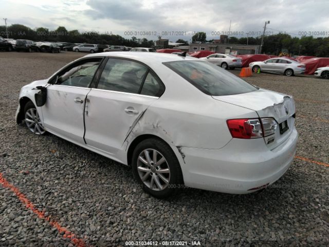 Photo 2 VIN: 3VWD17AJXEM332883 - VOLKSWAGEN JETTA SEDAN 